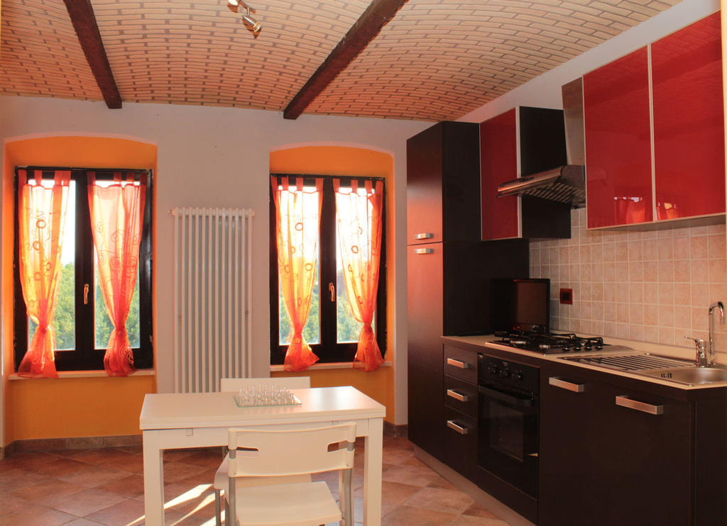 I Boidi Apartment Nizza Monferrato Phòng bức ảnh